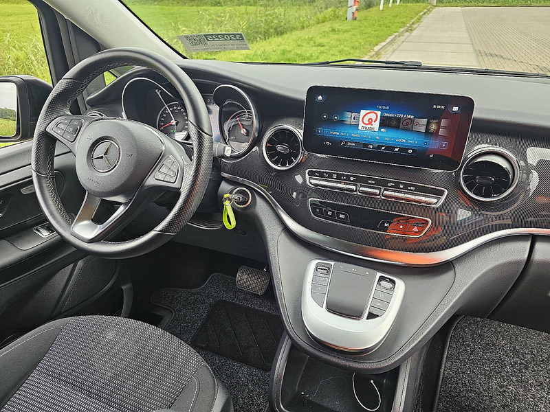 Minibus, Elektrobus Mercedes-Benz EQV 300 L3 XL 8-Pers Mbux: obrázok 7