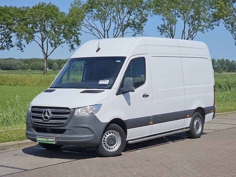 Mercedes-Benz Sprinter 311 L2H2 Wp-Inrichting! - Furgon: obrázok 2 Mercedes-Benz Sprinter 311 L2H2 Wp-Inrichting! - Furgon: obrázok 2