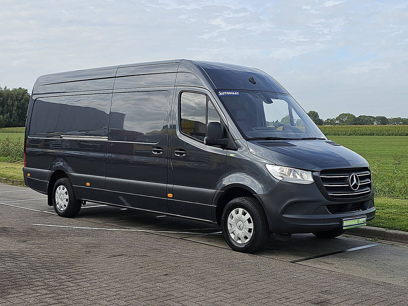 Mercedes-Benz Sprinter 315 L3H2 Mbux + Navi! - Furgon: obrázok 4 Mercedes-Benz Sprinter 315 L3H2 Mbux + Navi! - Furgon: obrázok 4