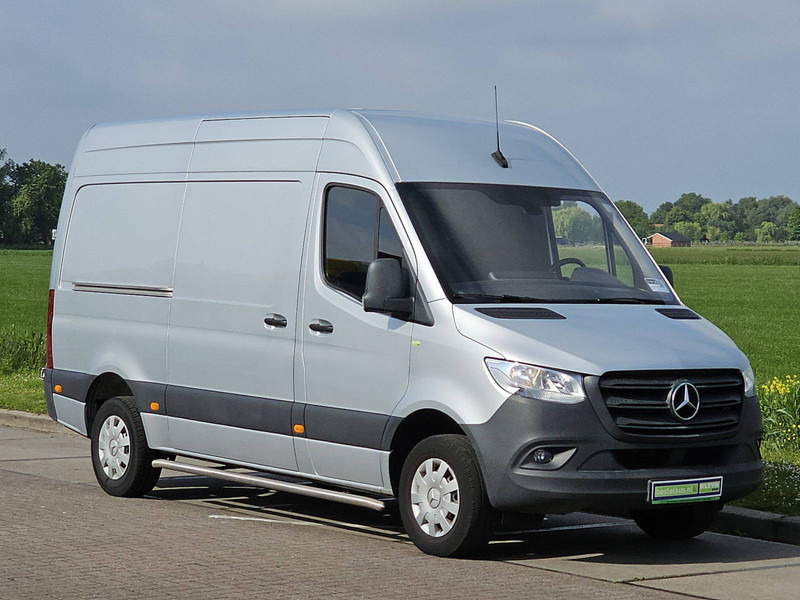 Mercedes-Benz Sprinter 316 L2H2 RWD Airco Euro6 - Furgon: obrázok 4 Mercedes-Benz Sprinter 316 L2H2 RWD Airco Euro6 - Furgon: obrázok 4