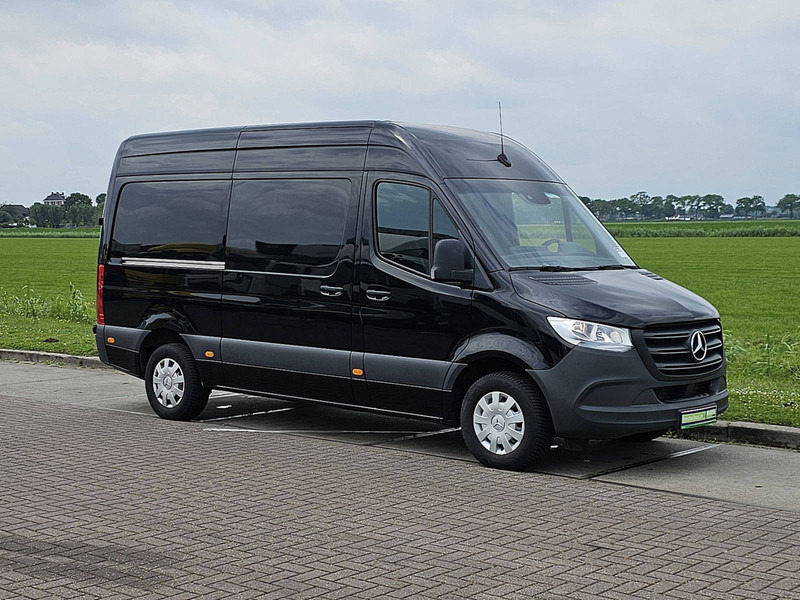 Mercedes-Benz Sprinter 317 L2H2 3.5t-Trekhaak - Furgon: obrázok 4 Mercedes-Benz Sprinter 317 L2H2 3.5t-Trekhaak - Furgon: obrázok 4