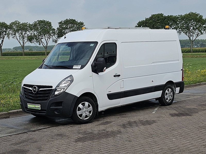 Opel Movano 2.3 CDTI 135 L2H2 - Furgon: obrázok 2 Opel Movano 2.3 CDTI 135 L2H2 - Furgon: obrázok 2