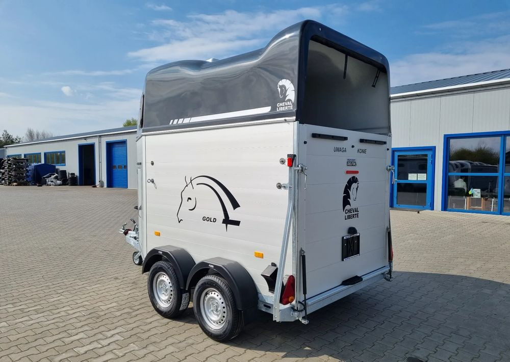CHEVAL LIBERTÉ Cheval Liberte Gold First Alu + siodlarnia przyczepa dwukonna - Príves na prepravu koní: obrázok 5 CHEVAL LIBERTÉ Cheval Liberte Gold First Alu + siodlarnia przyczepa dwukonna - Príves na prepravu koní: obrázok 5