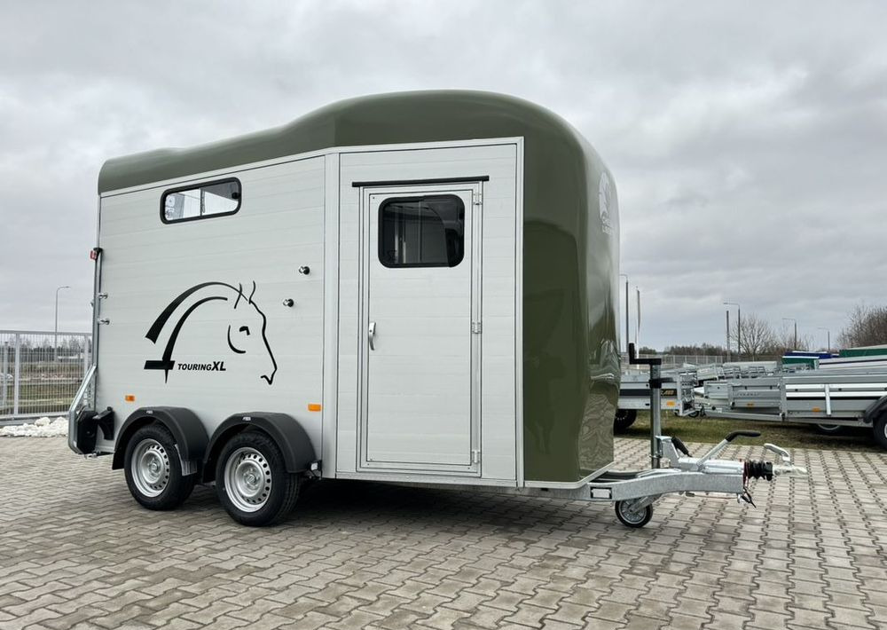 CHEVAL LIBERTÉ Cheval Liberte Touring Country XL przyczepa na dwa konie | duża siodlarnia | drzwi boczne | rampa przednia | 387×179 cm | ALUMINIOWA | Debon | dostawa | mocna i solidna | - Príves na prepravu koní: obrázok 4 CHEVAL LIBERTÉ Cheval Liberte Touring Country XL przyczepa na dwa konie | duża siodlarnia | drzwi boczne | rampa przednia | 387×179 cm | ALUMINIOWA | Debon | dostawa | mocna i solidna | - Príves na prepravu koní: obrázok 4