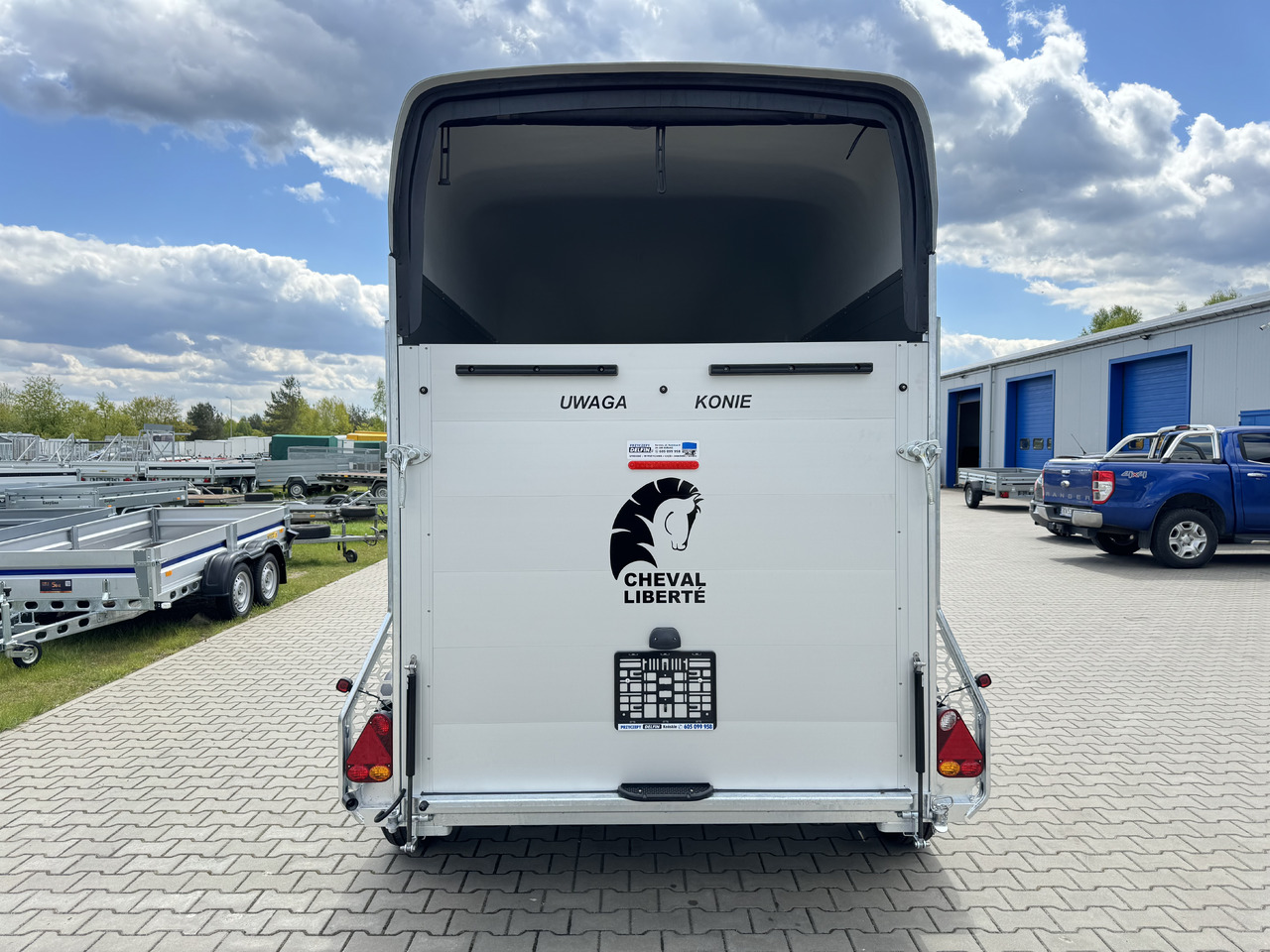 Cheval Liberté Gold Origins ALU 2000 kg - Príves na prepravu koní: obrázok 4 Cheval Liberté Gold Origins ALU 2000 kg - Príves na prepravu koní: obrázok 4
