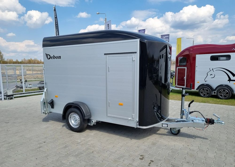 DEBON Debon C 300 Alu + drzwi boczne 300x155 cm Cheval Liberte - Príves skriňové: obrázok 1 DEBON Debon C 300 Alu + drzwi boczne 300x155 cm Cheval Liberte - Príves skriňové: obrázok 1