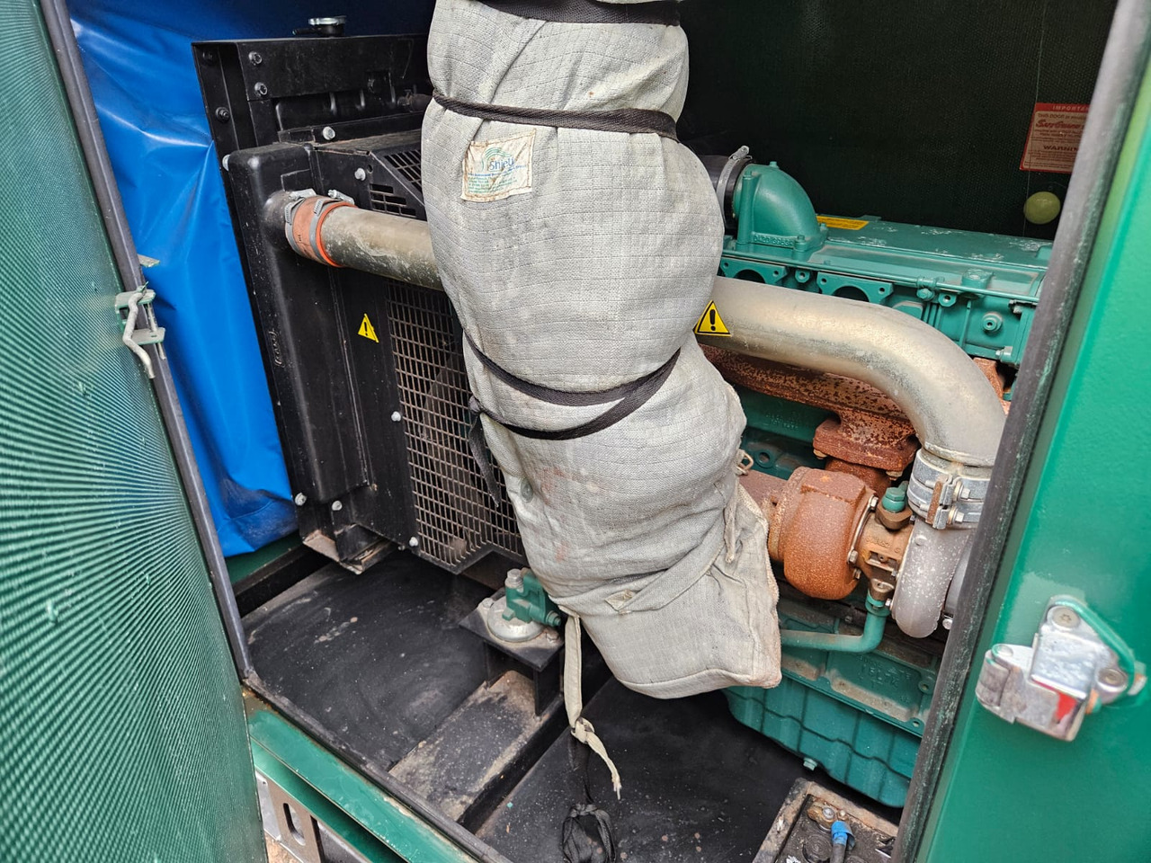 VOLVO TAD 720 GE DIESEL GENERATOR 120KW 150KVA 250 HOURS VOLVO TAD 720 GE DIESEL GENERATOR 120KW 150KVA 250 HOURS - Nástroj/ Vybavenie: obrázok 4 VOLVO TAD 720 GE DIESEL GENERATOR 120KW 150KVA 250 HOURS VOLVO TAD 720 GE DIESEL GENERATOR 120KW 150KVA 250 HOURS - Nástroj/ Vybavenie: obrázok 4