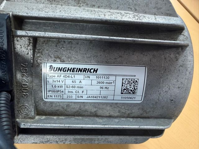 Jungheinrich 51050621 | Drive motor AF 4D4-L1 I/N 1011130 3 x14V 1,0 KW sn. JA18 - Elektrický systém pre Manipulačná technika: obrázok 5 Jungheinrich 51050621 | Drive motor AF 4D4-L1 I/N 1011130 3 x14V 1,0 KW sn. JA18 - Elektrický systém pre Manipulačná technika: obrázok 5