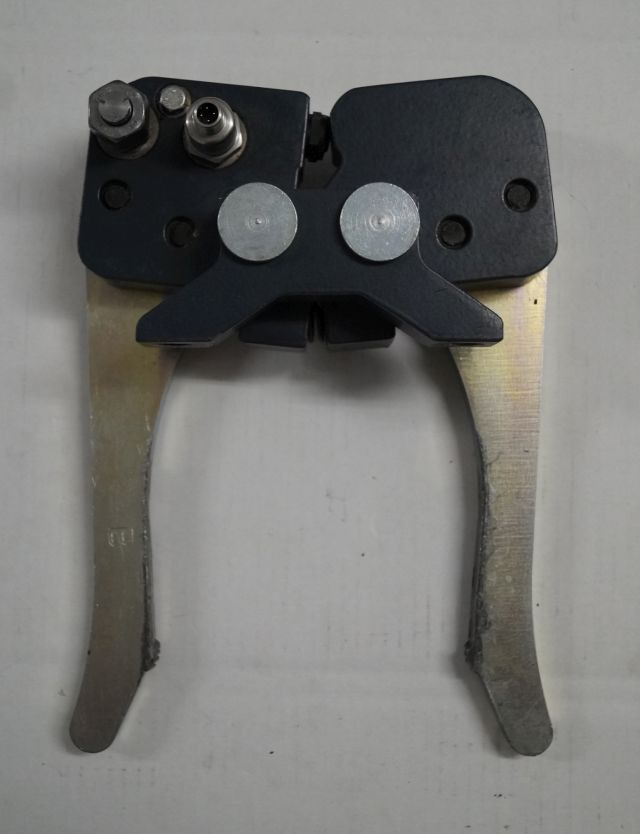 Jungheinrich 51193016 | Hydraulic Clamb from EKS308 year 2014 loading sensor 511 - Hydraulika pre Manipulačná technika: obrázok 1 Jungheinrich 51193016 | Hydraulic Clamb from EKS308 year 2014 loading sensor 511 - Hydraulika pre Manipulačná technika: obrázok 1