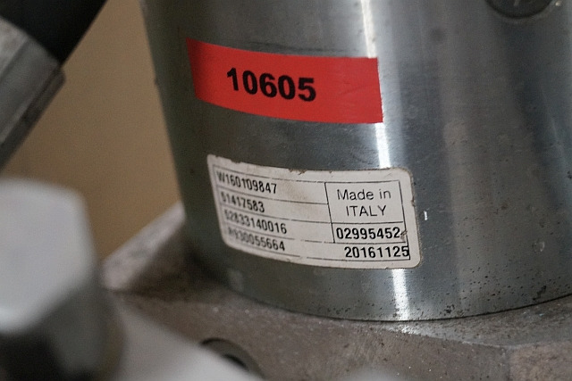 Jungheinrich 51417583 | Pumpmotor with tank and valve block 24V 2,2KW code R9320 - Hydraulické čerpadlo pre Manipulačná technika: obrázok 2 Jungheinrich 51417583 | Pumpmotor with tank and valve block 24V 2,2KW code R9320 - Hydraulické čerpadlo pre Manipulačná technika: obrázok 2