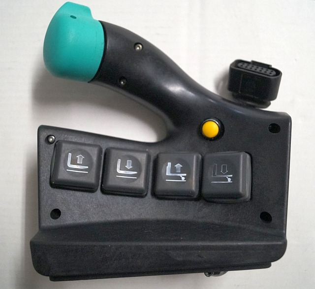 Jungheinrich 51605465 | Rijschakelaar control handle from ESD120 year 2019 sn. 2 - Elektrický systém pre Manipulačná technika: obrázok 1 Jungheinrich 51605465 | Rijschakelaar control handle from ESD120 year 2019 sn. 2 - Elektrický systém pre Manipulačná technika: obrázok 1