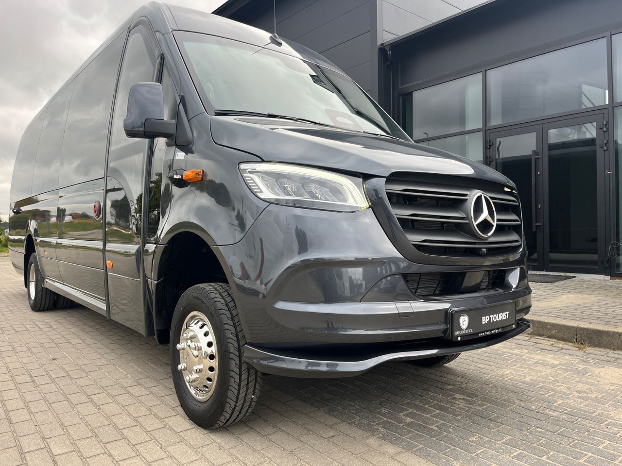 Mercedes-Benz Sprinter 519 AWD 4x4 TOURIST / 21 to 24 Seats - Minibus, Mikrobus: obrázok 2 Mercedes-Benz Sprinter 519 AWD 4x4 TOURIST / 21 to 24 Seats - Minibus, Mikrobus: obrázok 2