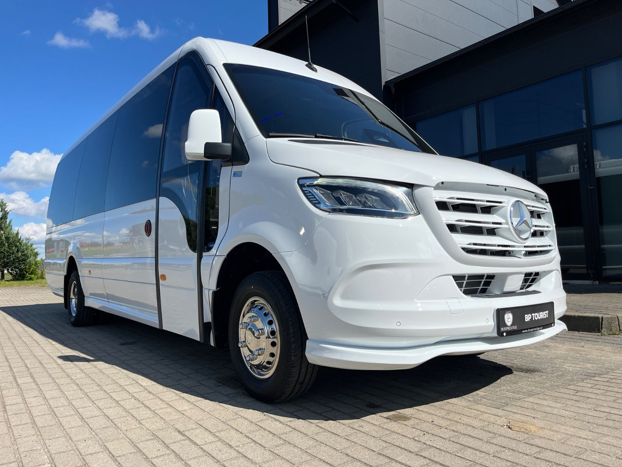 Mercedes-Benz Sprinter 519 TOURIST XL / 21 to 24 Seats / NEW! - Minibus, Mikrobus: obrázok 2 Mercedes-Benz Sprinter 519 TOURIST XL / 21 to 24 Seats / NEW! - Minibus, Mikrobus: obrázok 2
