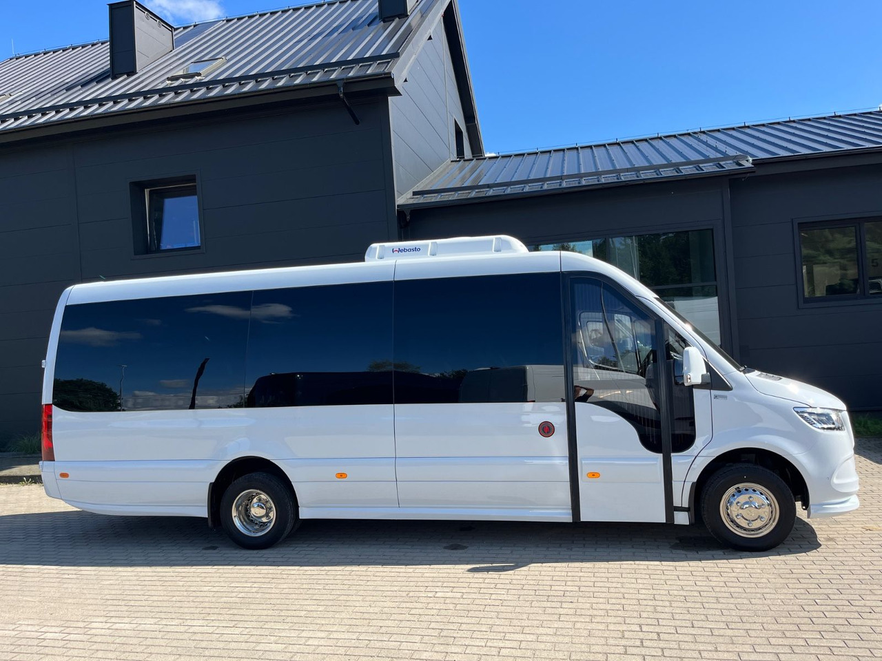 Mercedes-Benz Sprinter 519 TOURIST XL / 21 to 24 Seats / NEW! - Minibus, Mikrobus: obrázok 3 Mercedes-Benz Sprinter 519 TOURIST XL / 21 to 24 Seats / NEW! - Minibus, Mikrobus: obrázok 3
