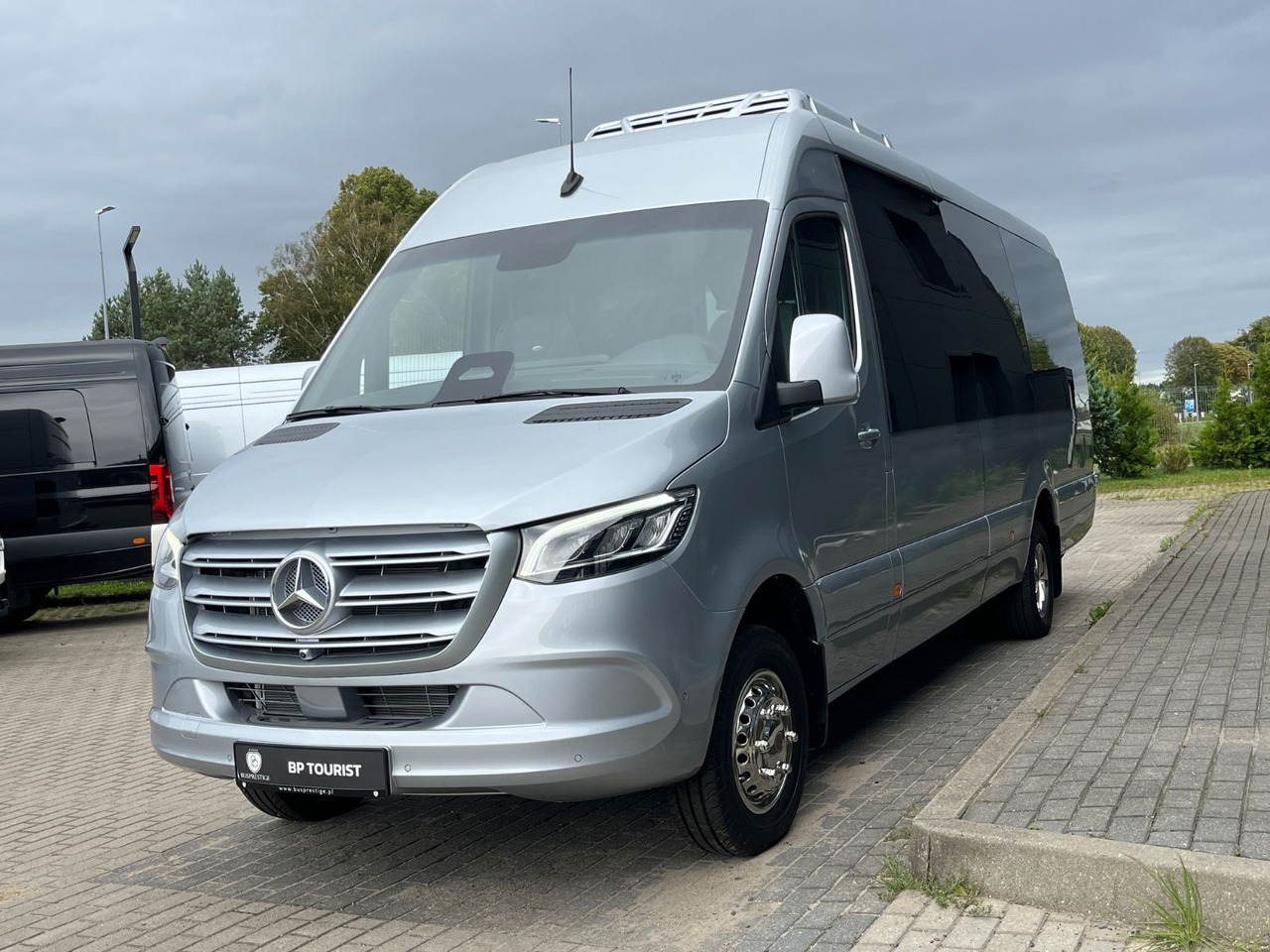 Mercedes-Benz Sprinter 519 TRANSFER XL / 22+1+1 / ON STOCK!!! Mercedes-Benz Sprinter 519 TOURIST XL/ 21-24 Seats/ IN STOCK! - Minibus, Mikrobus: obrázok 3 Mercedes-Benz Sprinter 519 TRANSFER XL / 22+1+1 / ON STOCK!!! Mercedes-Benz Sprinter 519 TOURIST XL/ 21-24 Seats/ IN STOCK! - Minibus, Mikrobus: obrázok 3