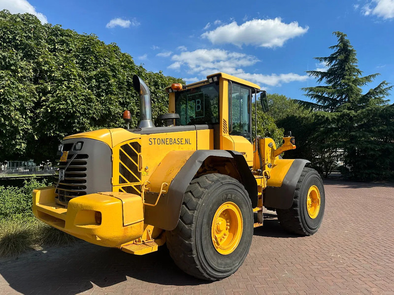 Volvo L120 F - Kolesový nakladač: obrázok 4 Volvo L120 F - Kolesový nakladač: obrázok 4