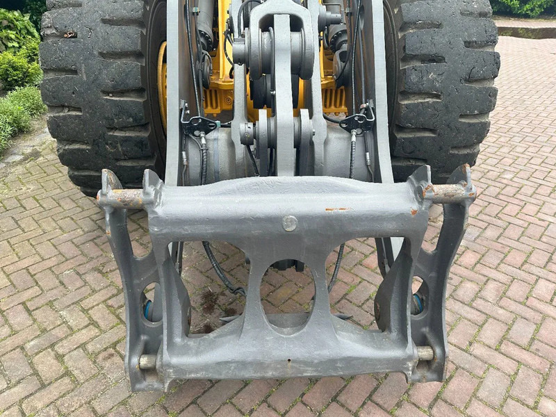 Volvo L120 H - Kolesový nakladač: obrázok 5 Volvo L120 H - Kolesový nakladač: obrázok 5