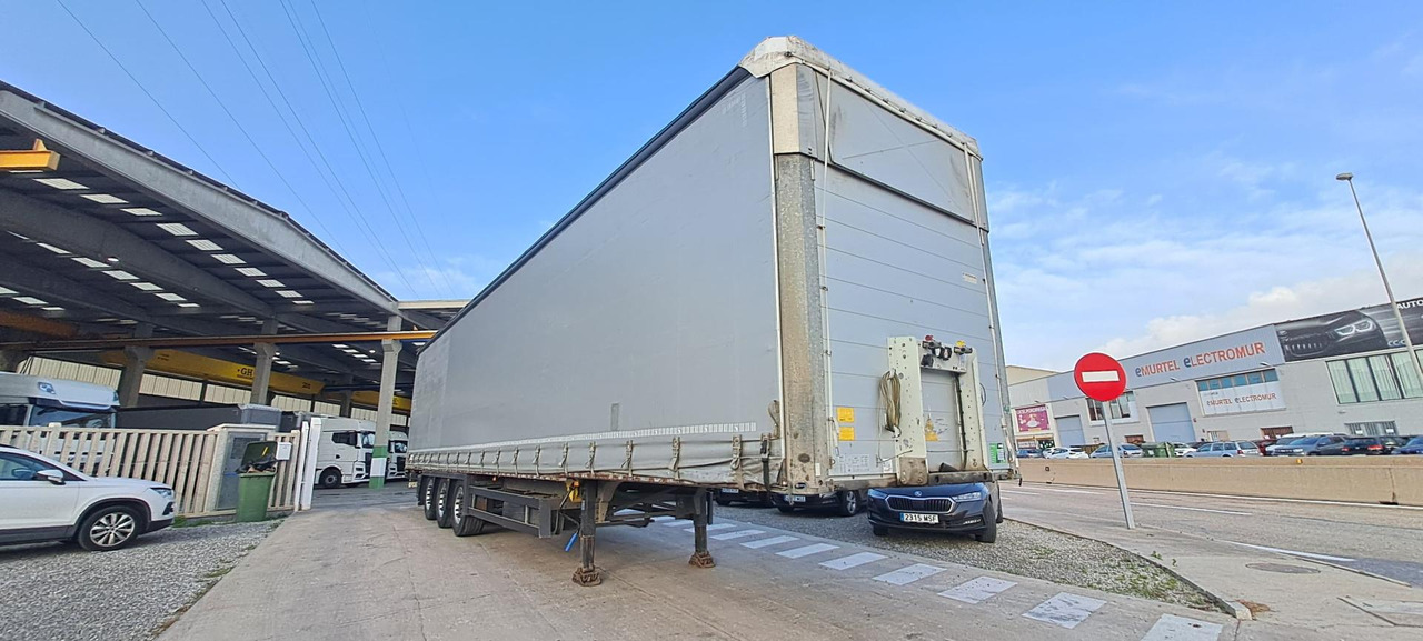 Schmitz Cargobull SCS24/L Varios - Plachtový náves: obrázok 3 Schmitz Cargobull SCS24/L Varios - Plachtový náves: obrázok 3