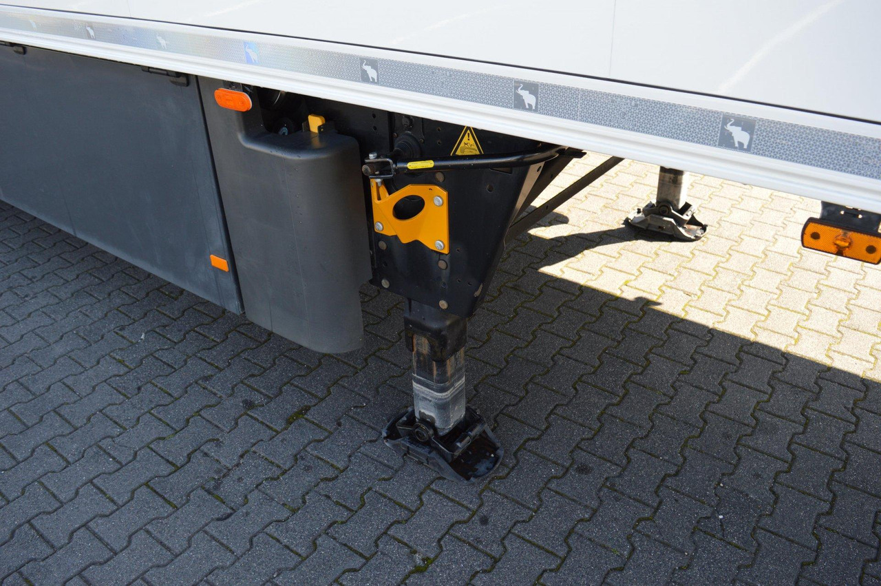 Schmitz Cargobull SKO FP 45 ThermoKing SLXi 300 - Náves chladírenské: obrázok 4 Schmitz Cargobull SKO FP 45 ThermoKing SLXi 300 - Náves chladírenské: obrázok 4