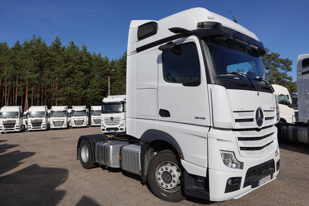 Mercedes-Benz Actros 5 1845 BigSpace - Ťahač: obrázok 3 Mercedes-Benz Actros 5 1845 BigSpace - Ťahač: obrázok 3