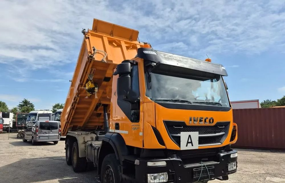 Iveco Trakker 410 BB 6x4 – Wywrotka 12 m³ / Manual / MEILLER BORDMATIK / Euro 6 / Klima / Tempomat - Sklápač: obrázok 2 Iveco Trakker 410 BB 6x4 – Wywrotka 12 m³ / Manual / MEILLER BORDMATIK / Euro 6 / Klima / Tempomat - Sklápač: obrázok 2