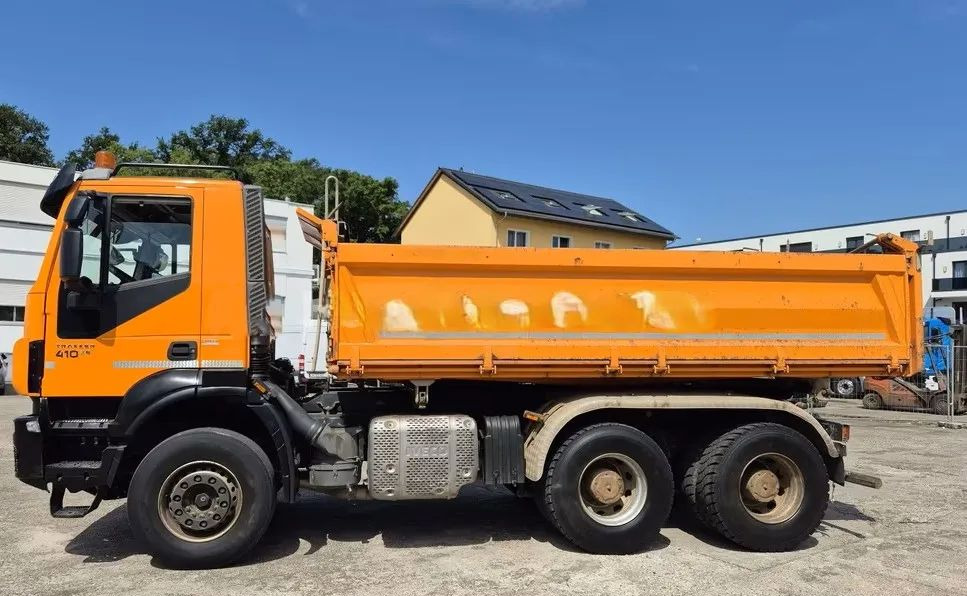 Iveco Trakker 410 BB 6x4 – Wywrotka 12 m³ / Manual / MEILLER BORDMATIK / Euro 6 / Klima / Tempomat - Sklápač: obrázok 4 Iveco Trakker 410 BB 6x4 – Wywrotka 12 m³ / Manual / MEILLER BORDMATIK / Euro 6 / Klima / Tempomat - Sklápač: obrázok 4