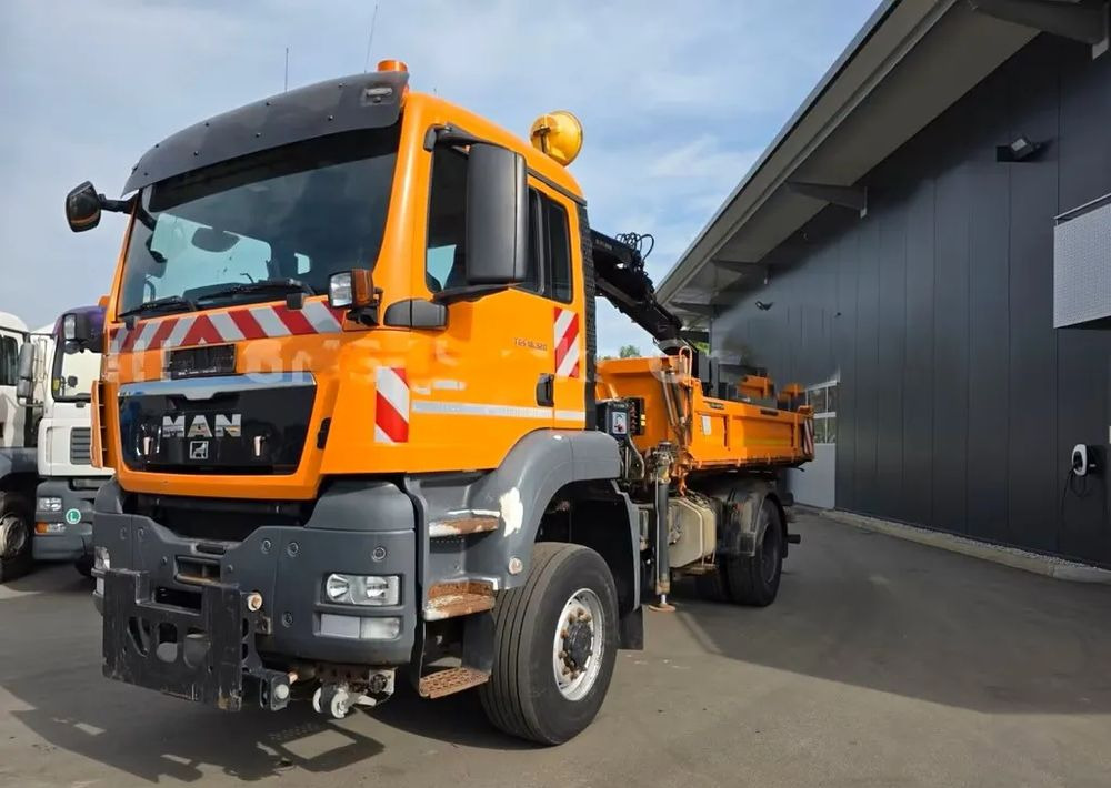 Sklápač MAN TGS 18.320 4x4 – Wywrotka trójstronna Meiller + Kran HIAB | Komunalny | Euro 5: obrázok 7