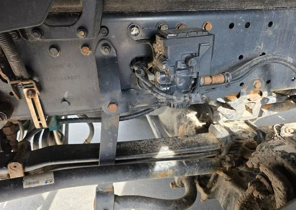 Sklápač MAN TGS 18.320 4x4 – Wywrotka trójstronna Meiller + Kran HIAB | Komunalny | Euro 5: obrázok 17