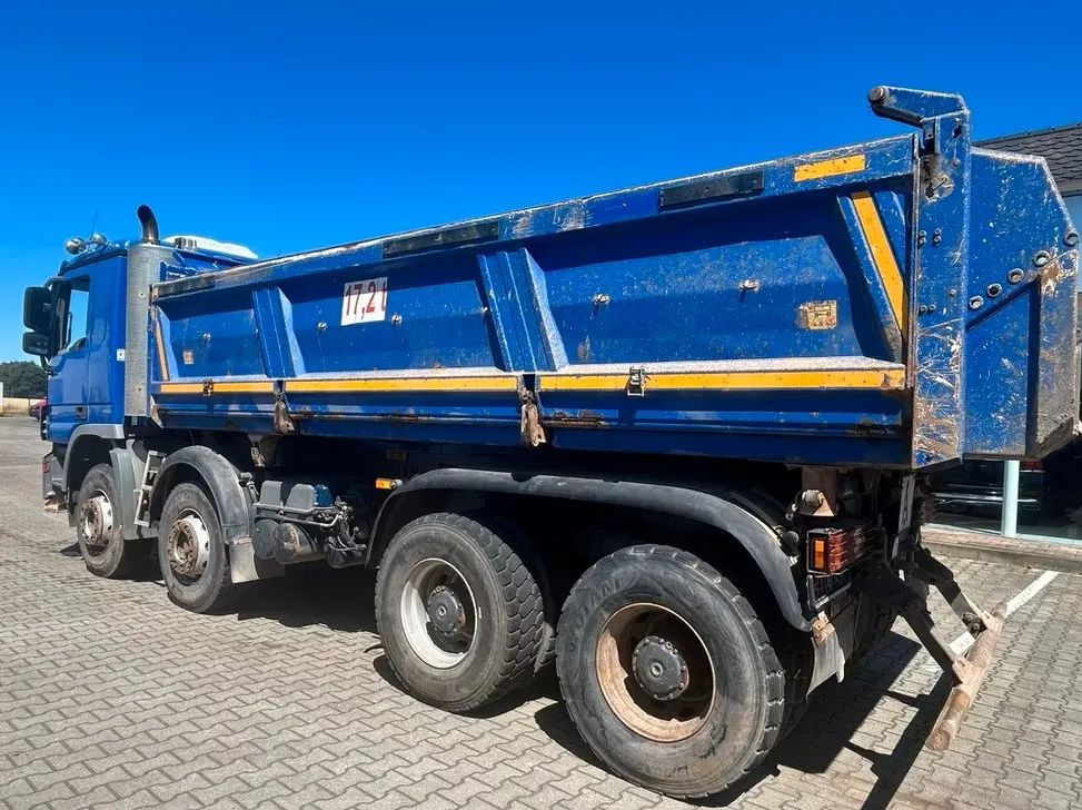Mercedes-Benz Actros 4141 K 8x4 / Meiller Trójstronna Wywrotka / Automat / Euro 5 / Klima / 36T DMC - Sklápač: obrázok 4 Mercedes-Benz Actros 4141 K 8x4 / Meiller Trójstronna Wywrotka / Automat / Euro 5 / Klima / 36T DMC - Sklápač: obrázok 4