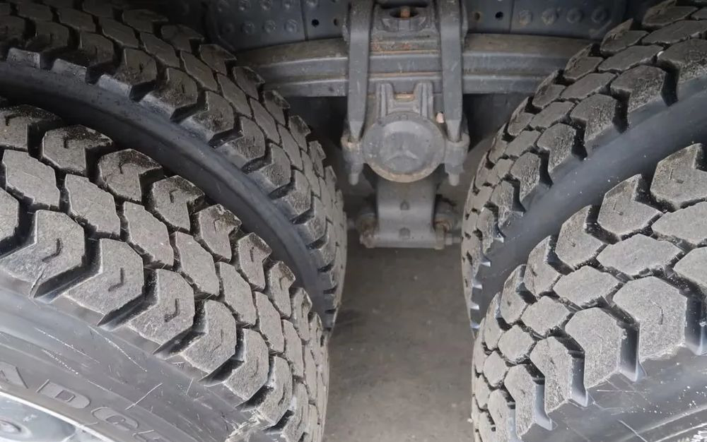 Mercedes-Benz Arocs 3251 / 8x4 / Wywrotka Meiller 3- stronna /  Euro 6d / Przebieg: 215 600 km - Sklápač: obrázok 3 Mercedes-Benz Arocs 3251 / 8x4 / Wywrotka Meiller 3- stronna /  Euro 6d / Przebieg: 215 600 km - Sklápač: obrázok 3