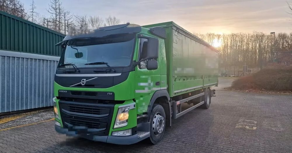Volvo FM 420 – zabudowa + plandeka / Automatyczna skrzynia / Euro 6 / Zawieszenie pneumatyczne/ 4x2/ - Plachtové nákladné vozidlo: obrázok 1 Volvo FM 420 – zabudowa + plandeka / Automatyczna skrzynia / Euro 6 / Zawieszenie pneumatyczne/ 4x2/ - Plachtové nákladné vozidlo: obrázok 1