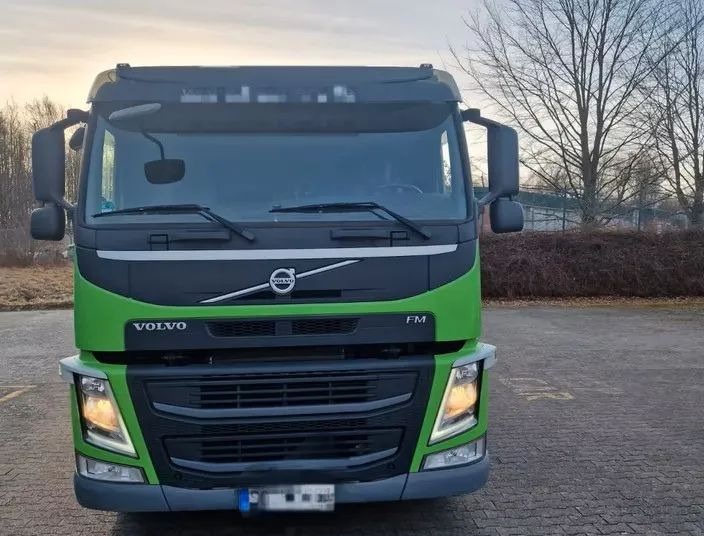 Volvo FM 420 – zabudowa + plandeka / Automatyczna skrzynia / Euro 6 / Zawieszenie pneumatyczne/ 4x2/ - Plachtové nákladné vozidlo: obrázok 5 Volvo FM 420 – zabudowa + plandeka / Automatyczna skrzynia / Euro 6 / Zawieszenie pneumatyczne/ 4x2/ - Plachtové nákladné vozidlo: obrázok 5