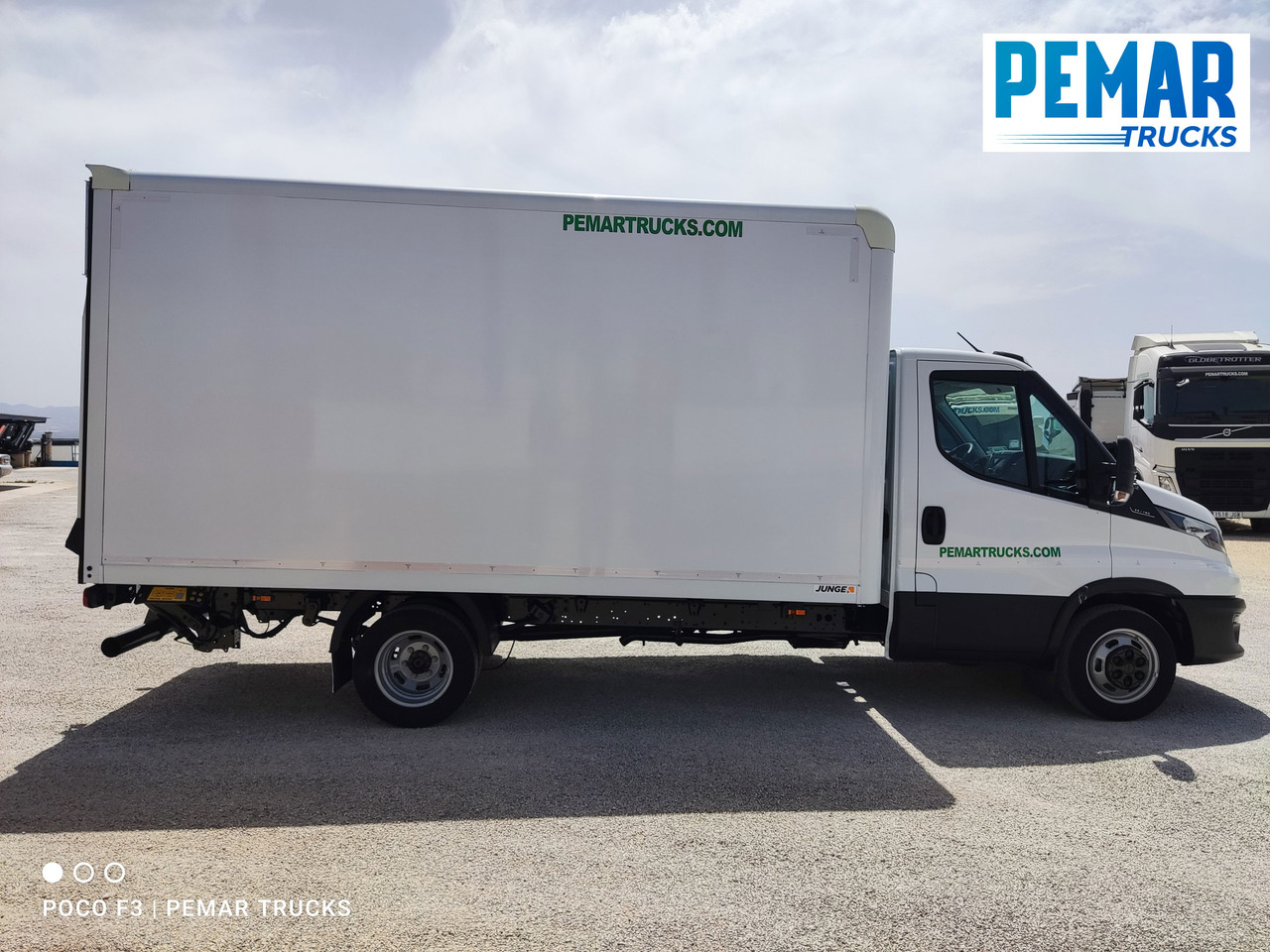 IVECO DAILY 35C16 CAJA CERRADA DOBLE RUEDA - Furgon: obrázok 4 IVECO DAILY 35C16 CAJA CERRADA DOBLE RUEDA - Furgon: obrázok 4