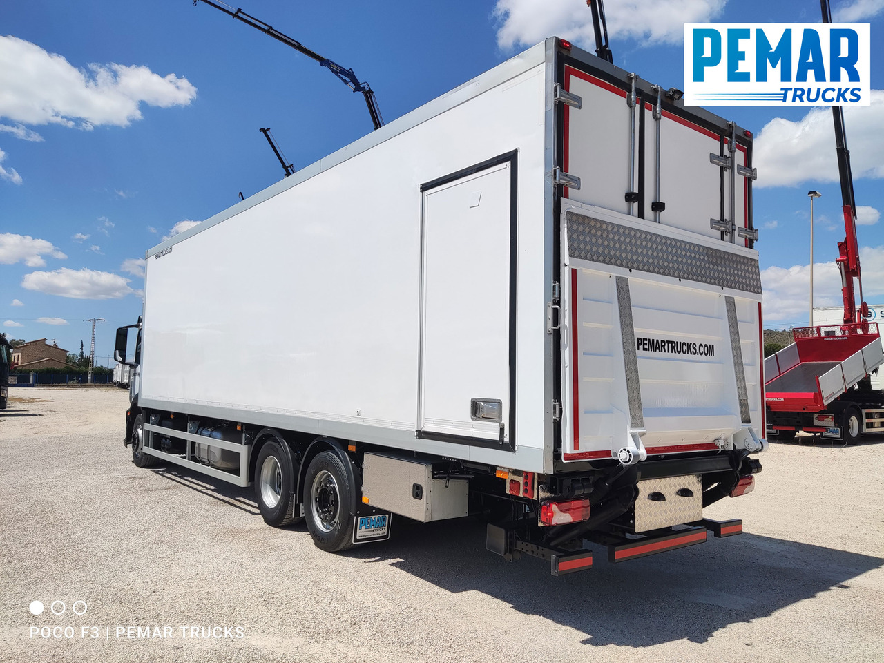 MERCEDES-BENZ ANTOS 2535 6X2 FRIGORIFICO - Chladirenské nákladné vozidlo: obrázok 5 MERCEDES-BENZ ANTOS 2535 6X2 FRIGORIFICO - Chladirenské nákladné vozidlo: obrázok 5