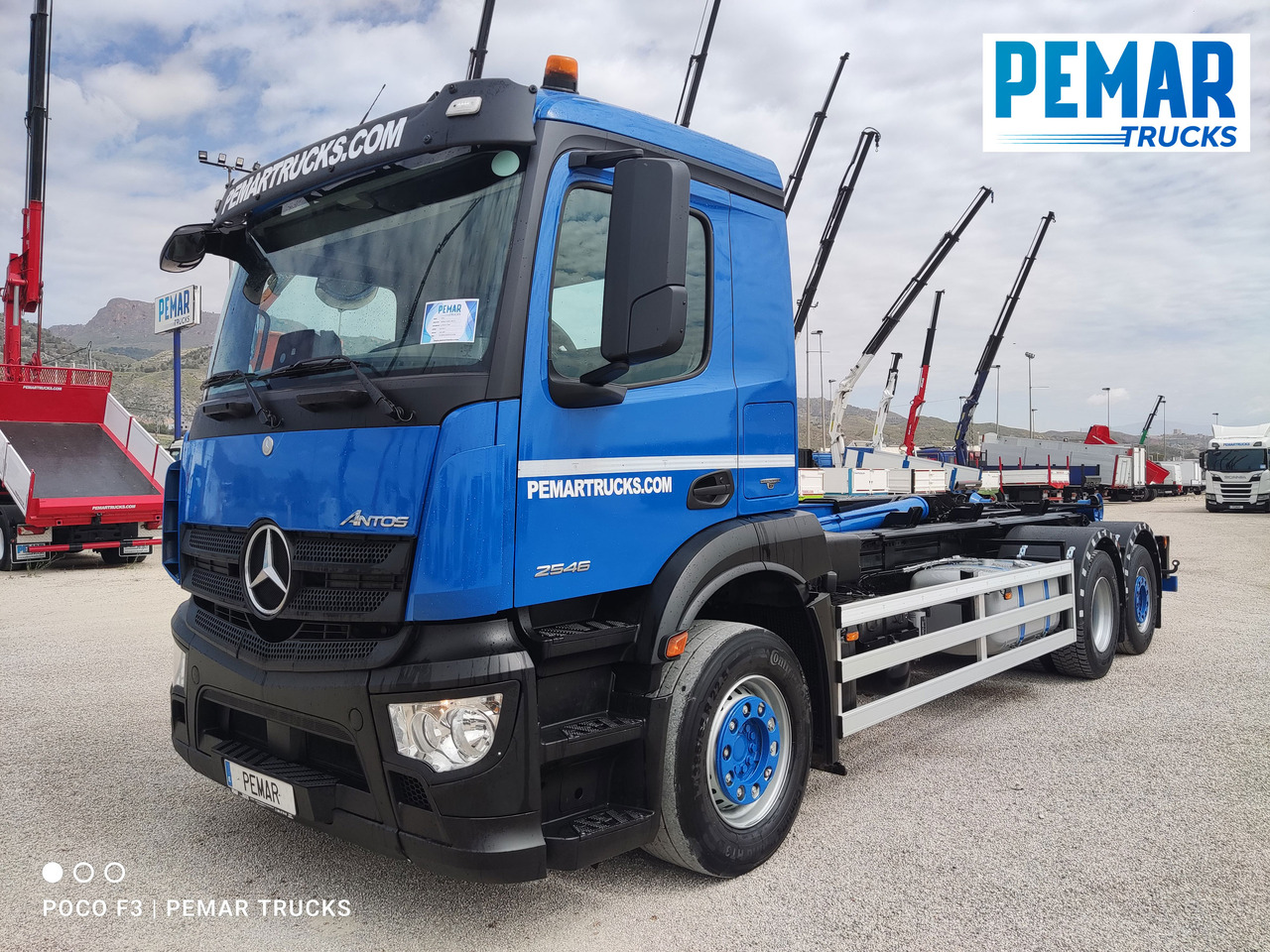 MERCEDES-BENZ ANTOS 2546 6X2 MULTILIFT - Kontejnérový podvozek/ Výměnná nástavba: obrázok 2 MERCEDES-BENZ ANTOS 2546 6X2 MULTILIFT - Kontejnérový podvozek/ Výměnná nástavba: obrázok 2