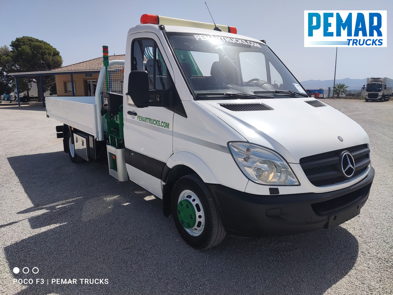 MERCEDES-BENZ SPRINTER 515 CDI GRUA CAJA FIJA 150 CV - Valníkový/ Plošinový nákladný automobil, Auto s hydraulickou rukou: obrázok 3 MERCEDES-BENZ SPRINTER 515 CDI GRUA CAJA FIJA 150 CV - Valníkový/ Plošinový nákladný automobil, Auto s hydraulickou rukou: obrázok 3