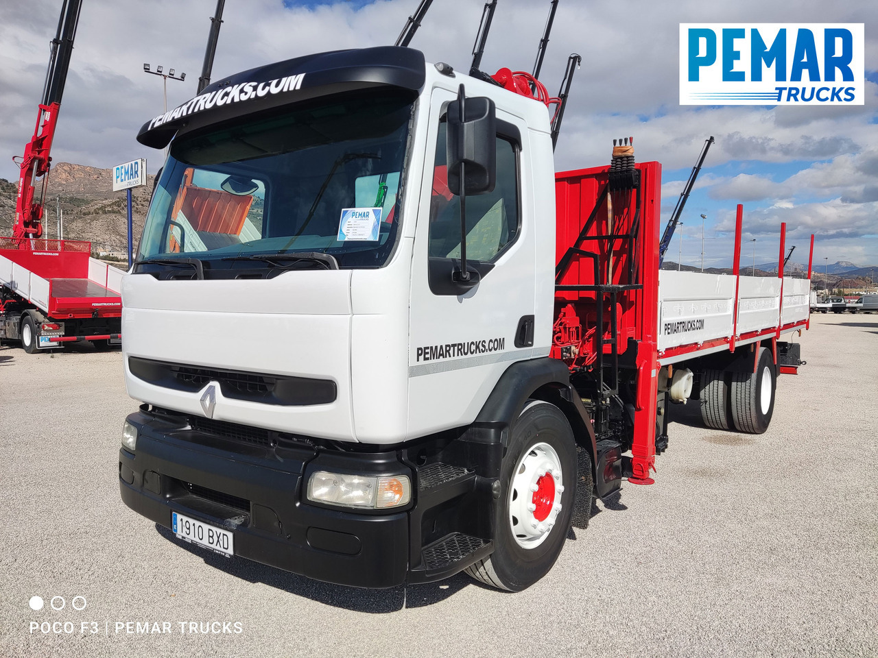 RENAULT PREMIUM 270 DCI GRUA CAJA FIJA - Auto s hydraulickou rukou: obrázok 2 RENAULT PREMIUM 270 DCI GRUA CAJA FIJA - Auto s hydraulickou rukou: obrázok 2