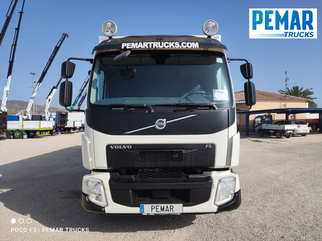 VOLVO FL 210 CAJA CERRADA 12T EURO 6 - Skříňový nákladní auto: obrázok 2 VOLVO FL 210 CAJA CERRADA 12T EURO 6 - Skříňový nákladní auto: obrázok 2