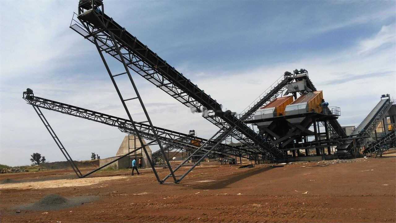 Kinglink Inclined Basalt Vibrating Screen 4YK2160 - Třídič: obrázok 2 Kinglink Inclined Basalt Vibrating Screen 4YK2160 - Třídič: obrázok 2