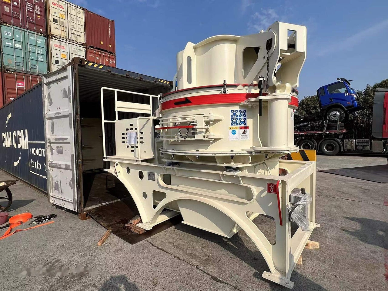 Kinglink KL-7 Vertical Shaft Impactor (VSI) for 5mm Sand Making | 30tph - Drvič: obrázok 2 Kinglink KL-7 Vertical Shaft Impactor (VSI) for 5mm Sand Making | 30tph - Drvič: obrázok 2