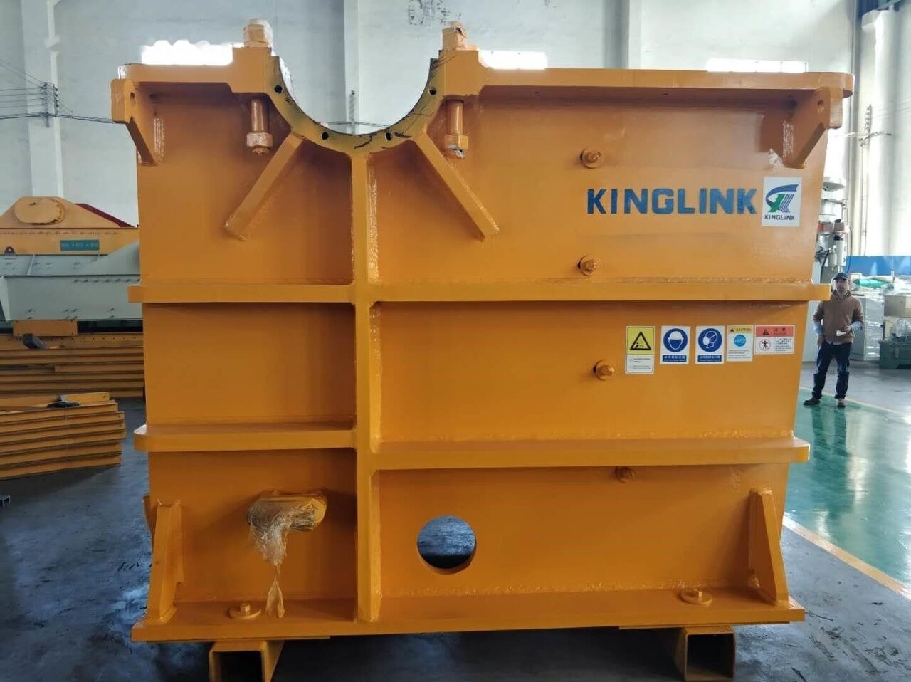 Kinglink KPE1200x1000 Primary Jaw Crusher for Quarry - Čeľusťový drvič: obrázok 3 Kinglink KPE1200x1000 Primary Jaw Crusher for Quarry - Čeľusťový drvič: obrázok 3