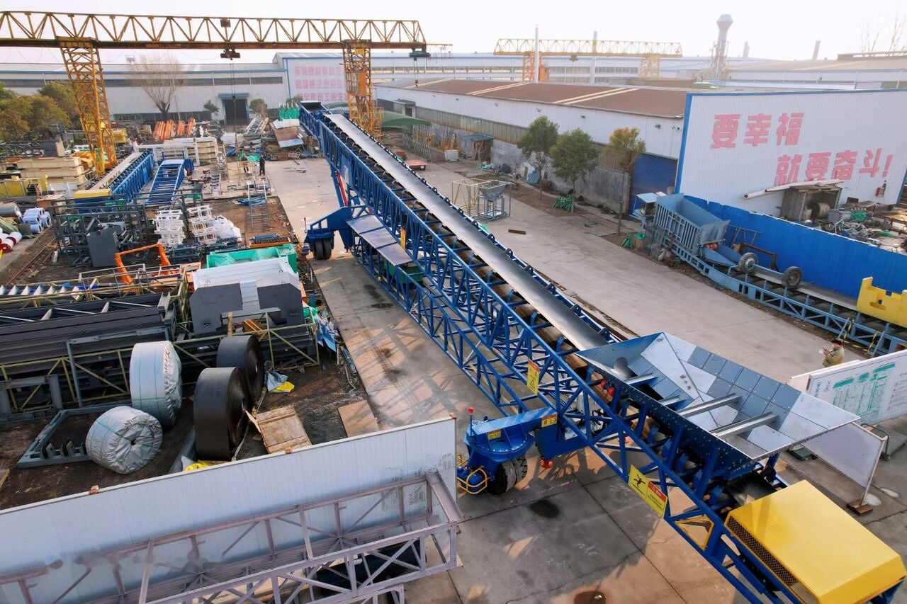 Kinglink Mobile Port Ship Loader | Telescopic Radial Stacker - Pásový dopravník: obrázok 4 Kinglink Mobile Port Ship Loader | Telescopic Radial Stacker - Pásový dopravník: obrázok 4