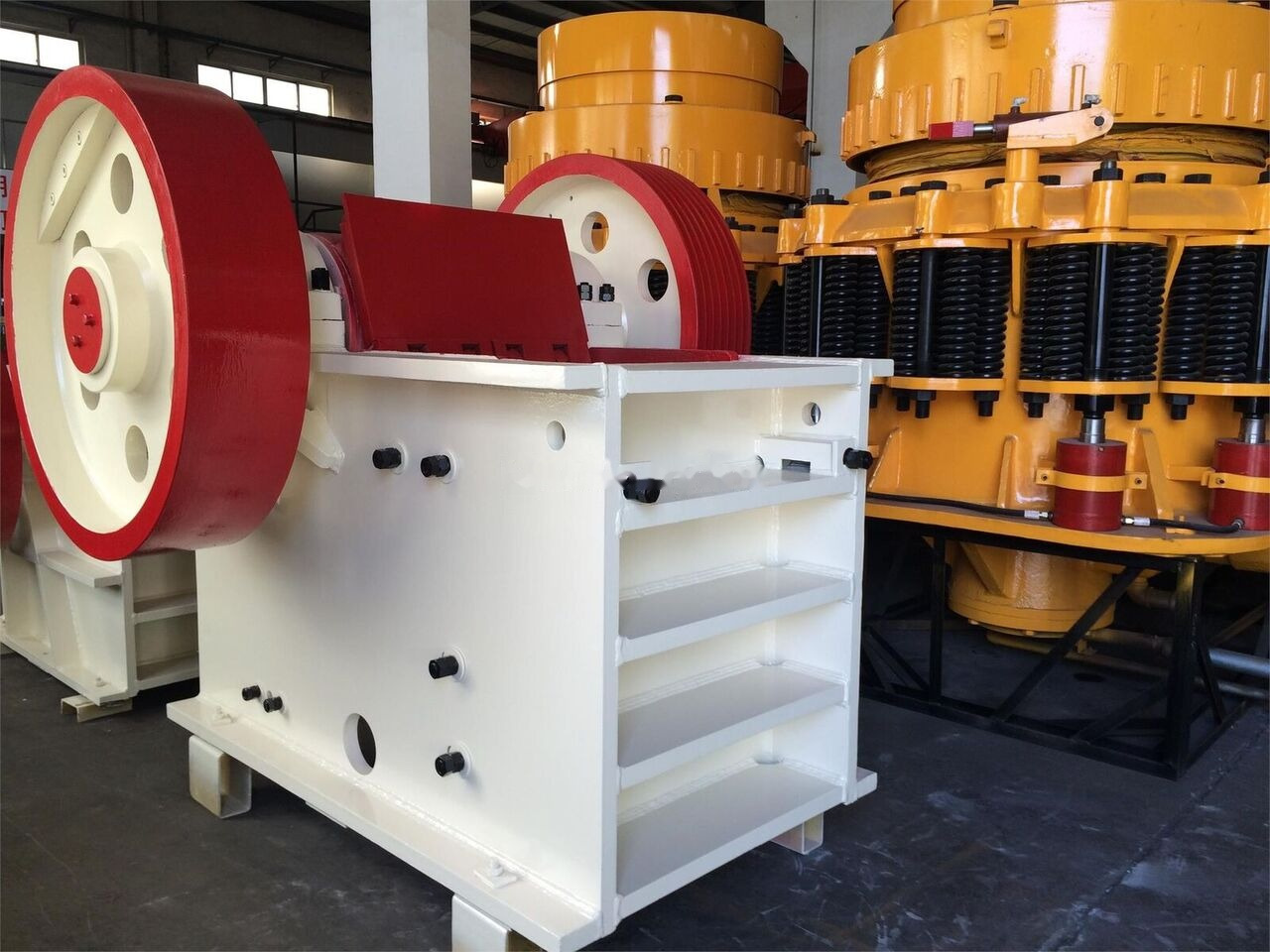 Kinglink PE500x750 Riverstone Jaw Crusher | 2030 - Čeľusťový drvič: obrázok 2 Kinglink PE500x750 Riverstone Jaw Crusher | 2030 - Čeľusťový drvič: obrázok 2