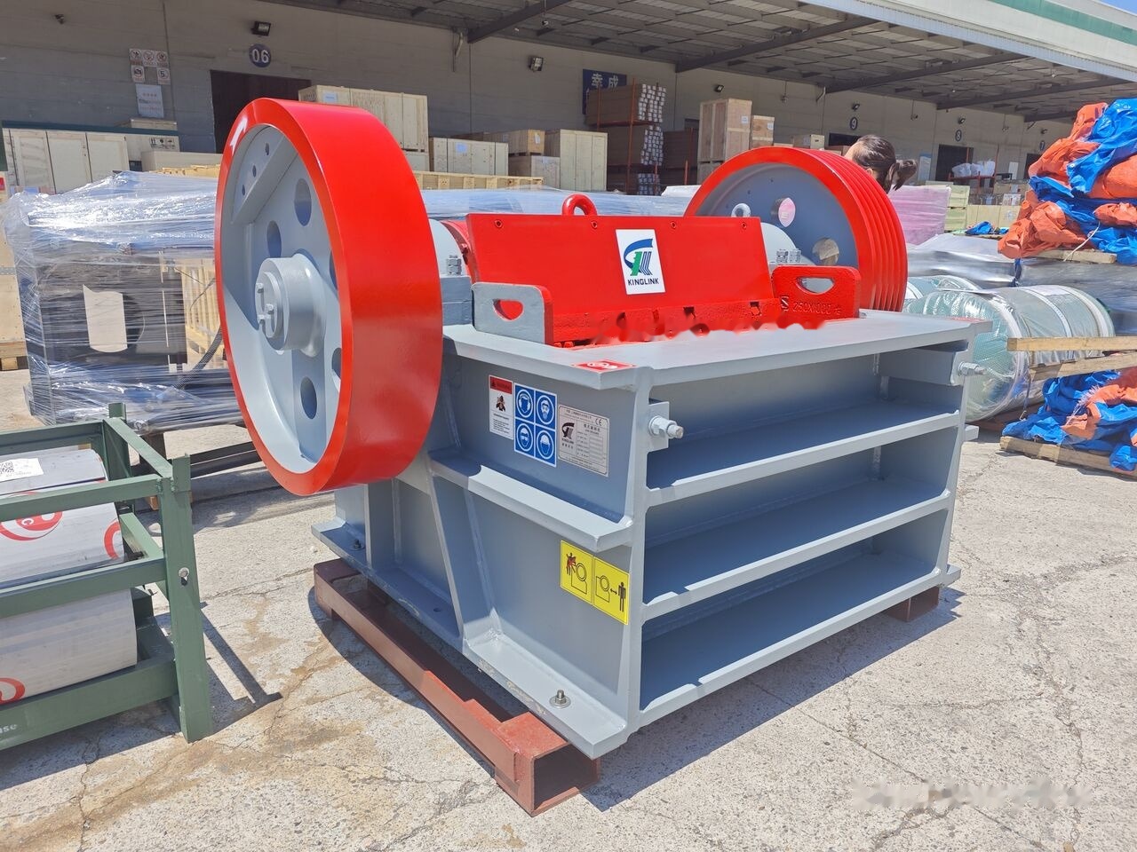 Kinglink PEX250x1200 | PEX1047 Rock Stone Fine Jaw Crusher - Čeľusťový drvič: obrázok 3 Kinglink PEX250x1200 | PEX1047 Rock Stone Fine Jaw Crusher - Čeľusťový drvič: obrázok 3