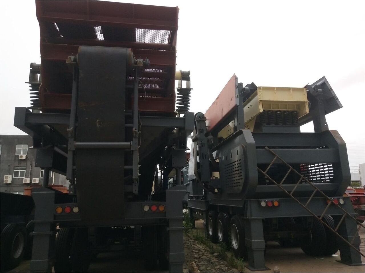 New KINGLINK PE600x900 Portable Jaw Crushing Plant - Čeľusťový drvič: obrázok 5 New KINGLINK PE600x900 Portable Jaw Crushing Plant - Čeľusťový drvič: obrázok 5