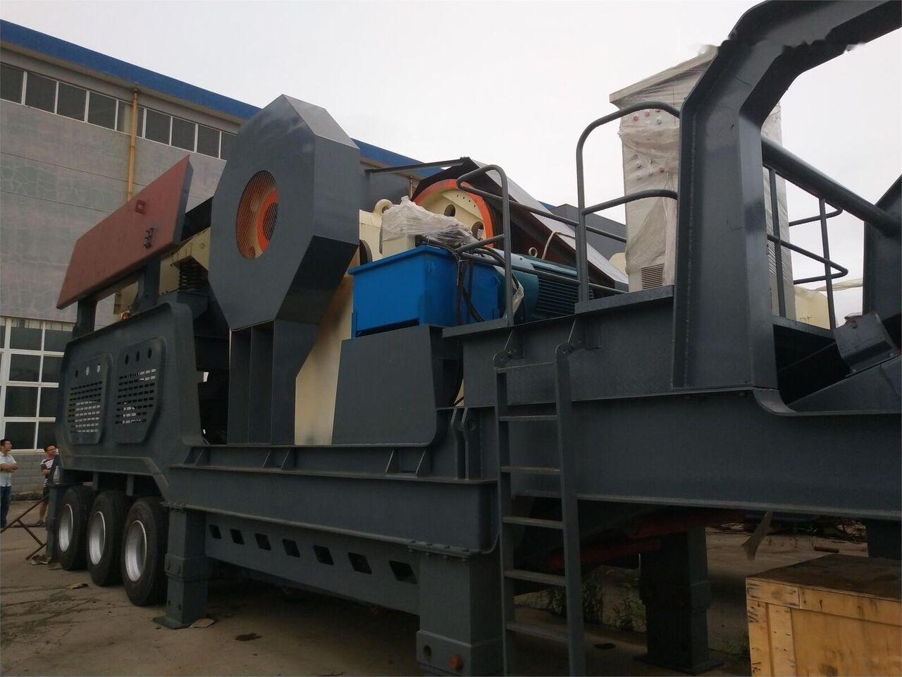 New KINGLINK PE600x900 Portable Jaw Crushing Plant - Čeľusťový drvič: obrázok 2 New KINGLINK PE600x900 Portable Jaw Crushing Plant - Čeľusťový drvič: obrázok 2