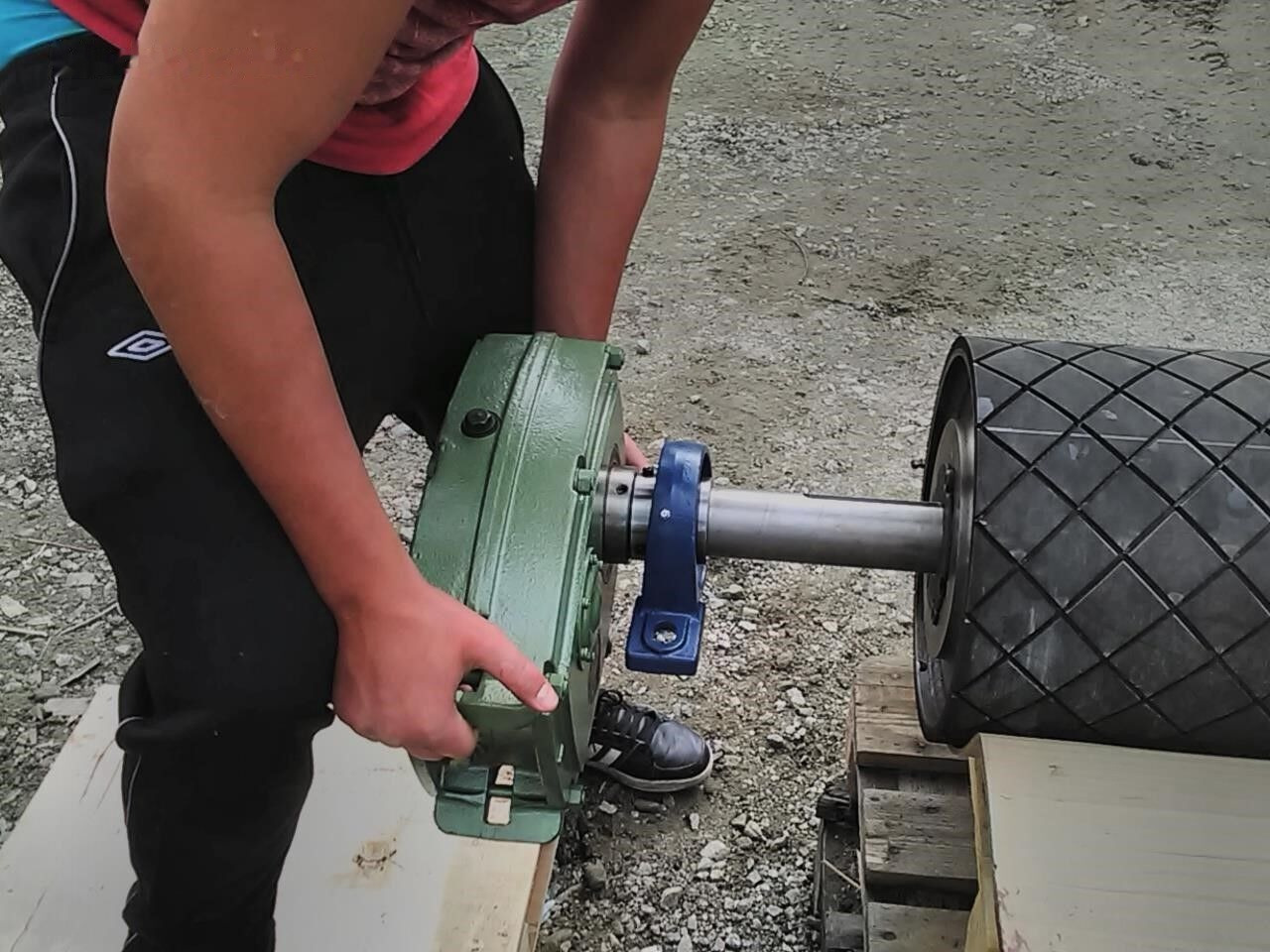 For KINGLINK B1200 belt conveyor - Motor a diely: obrázok 4 For KINGLINK B1200 belt conveyor - Motor a diely: obrázok 4