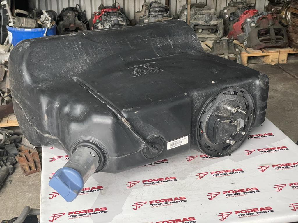 MERCEDES-BENZ - Α 9674701715 - Nádrž na AdBlue pre Nákladné auto: obrázok 2 MERCEDES-BENZ - Α 9674701715 - Nádrž na AdBlue pre Nákladné auto: obrázok 2