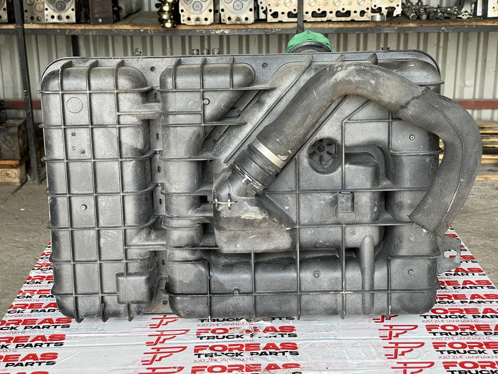 MERCEDES-BENZ ACTROS MP4 - A 960 501 41 03 - Expanzná nádobka pre Nákladné auto: obrázok 2 MERCEDES-BENZ ACTROS MP4 - A 960 501 41 03 - Expanzná nádobka pre Nákladné auto: obrázok 2