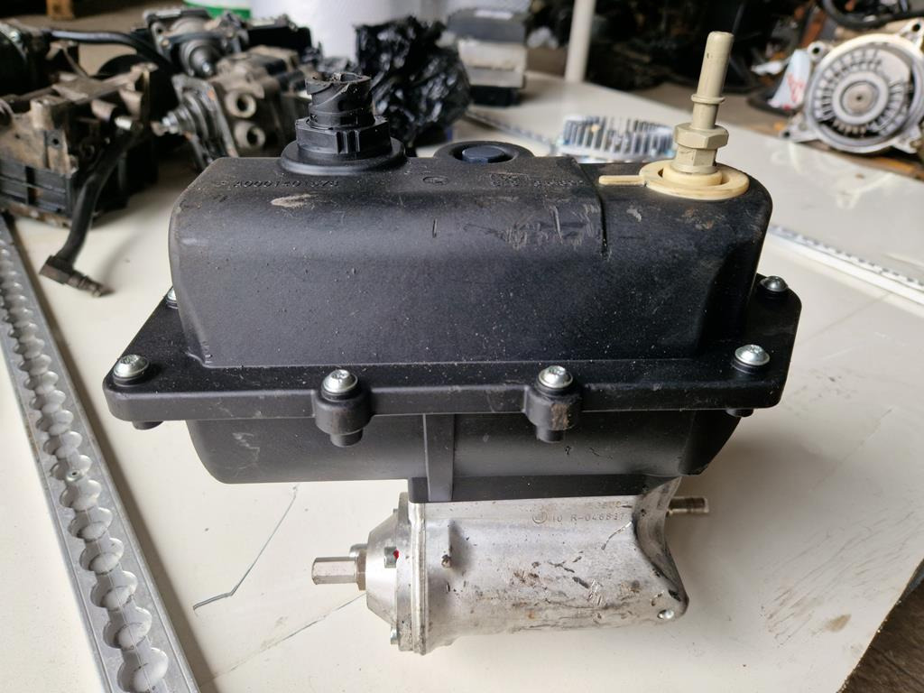 MERCEDES-BENZ ADBLUE SUPPLY PUMP FOR ATEGO - ACTROS - A 000 140 1578 ΚΑΙΝΟΥΡΓΙΑ - Výfukový systém pre Nákladné auto: obrázok 2 MERCEDES-BENZ ADBLUE SUPPLY PUMP FOR ATEGO - ACTROS - A 000 140 1578 ΚΑΙΝΟΥΡΓΙΑ - Výfukový systém pre Nákladné auto: obrázok 2